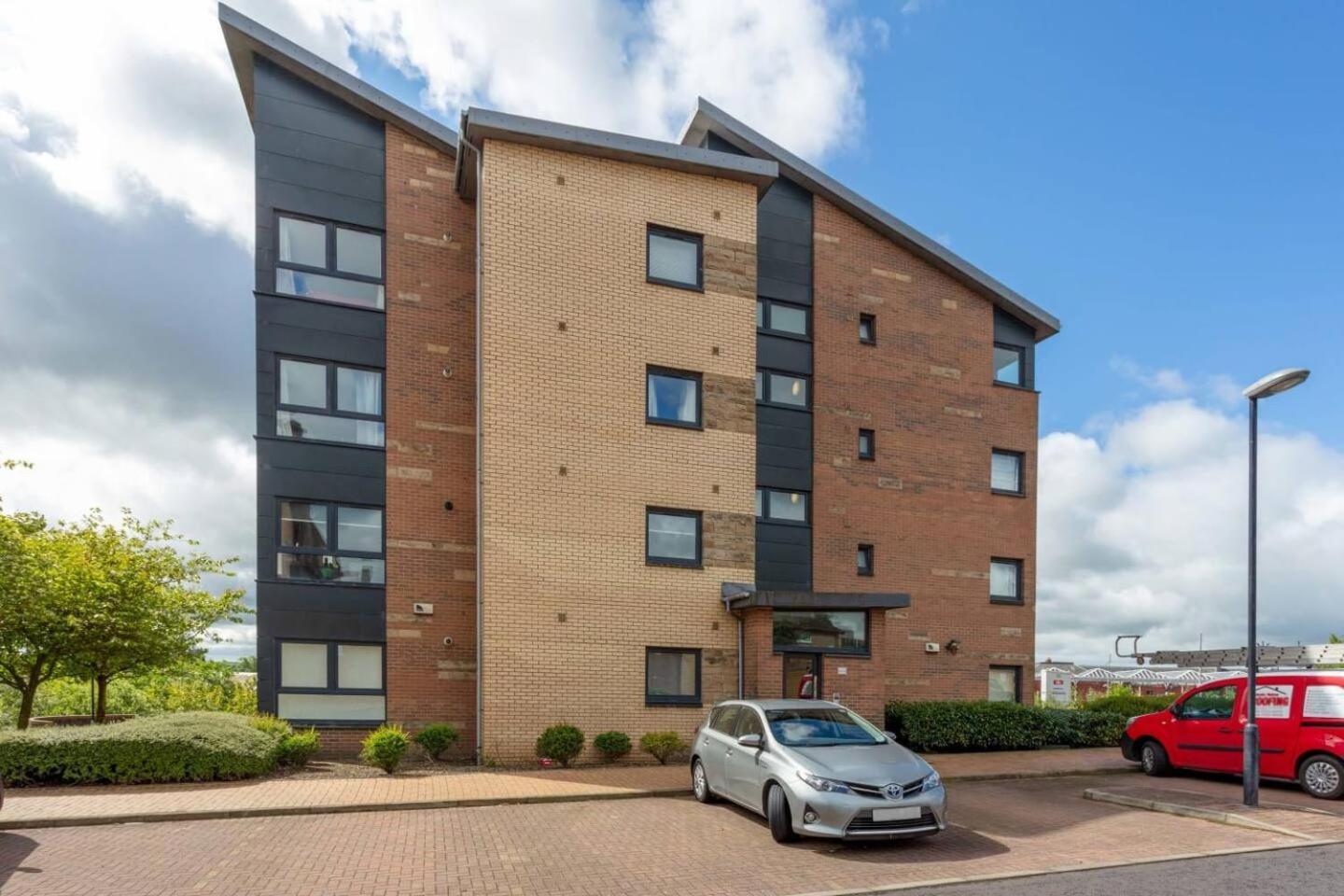 Walker Suite No 60 - Donnini Apartments Kilmarnock Exterior photo